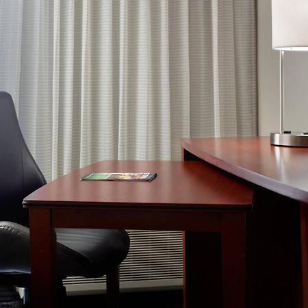 Courtyard By Marriott Fayetteville Zewnętrze zdjęcie