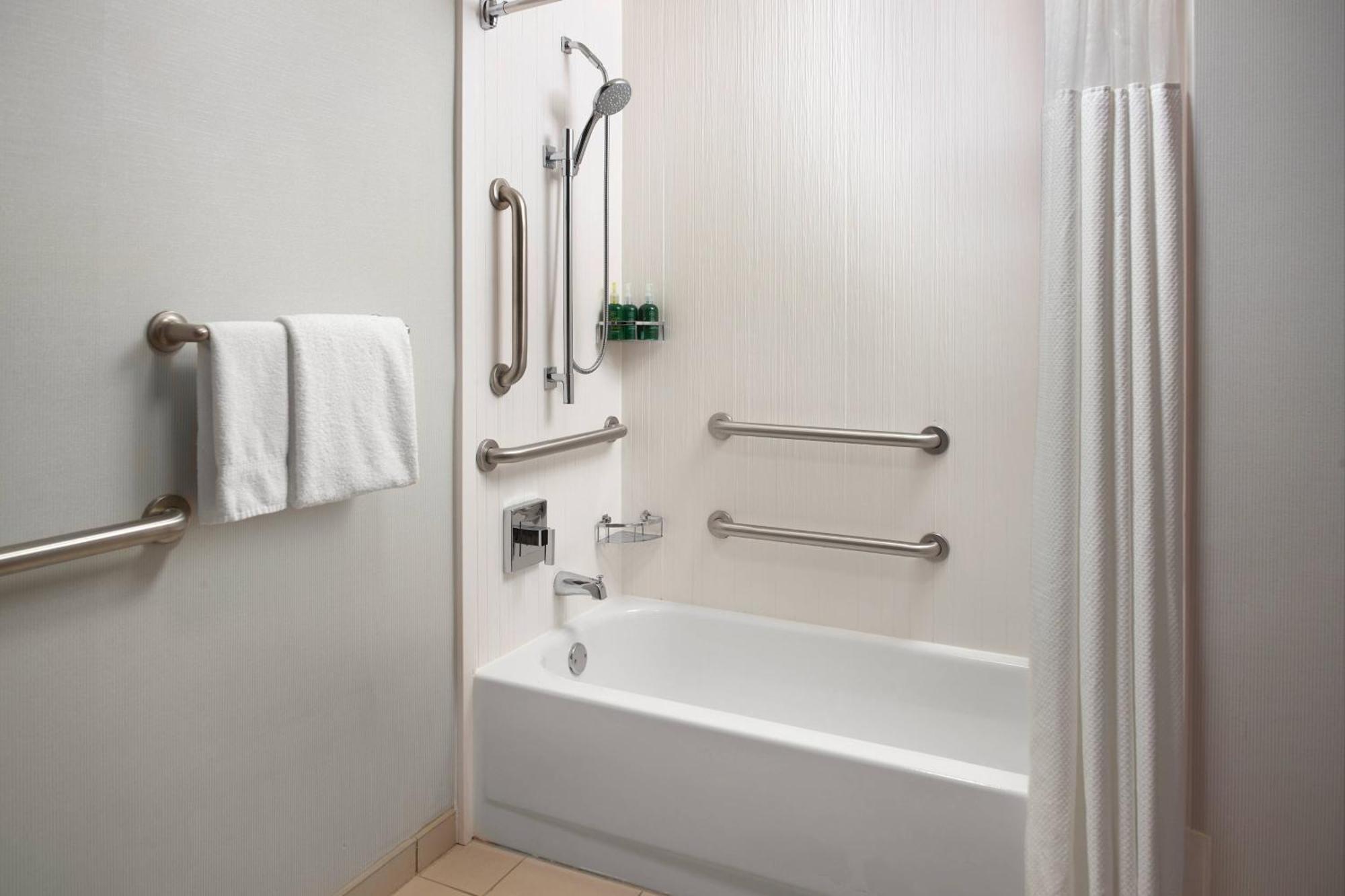 Courtyard By Marriott Fayetteville Zewnętrze zdjęcie
