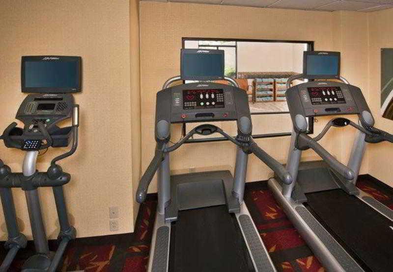 Courtyard By Marriott Fayetteville Zewnętrze zdjęcie