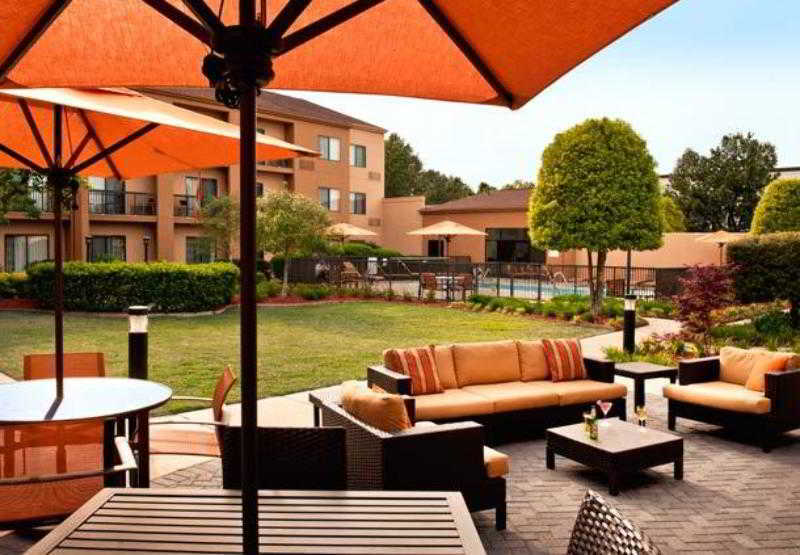 Courtyard By Marriott Fayetteville Zewnętrze zdjęcie