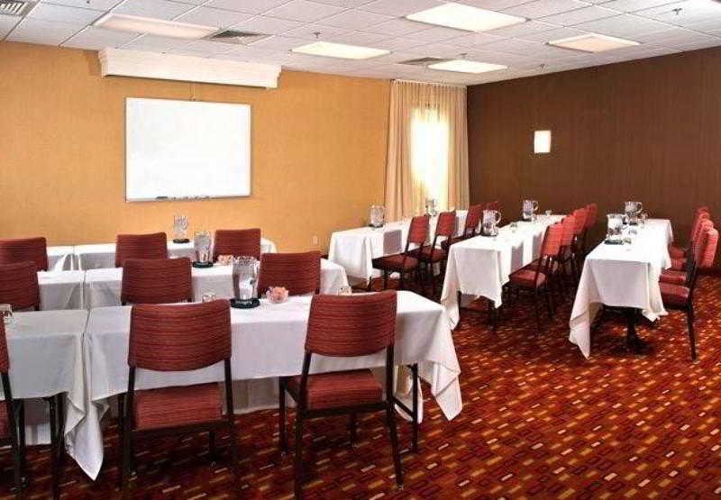 Courtyard By Marriott Fayetteville Zewnętrze zdjęcie
