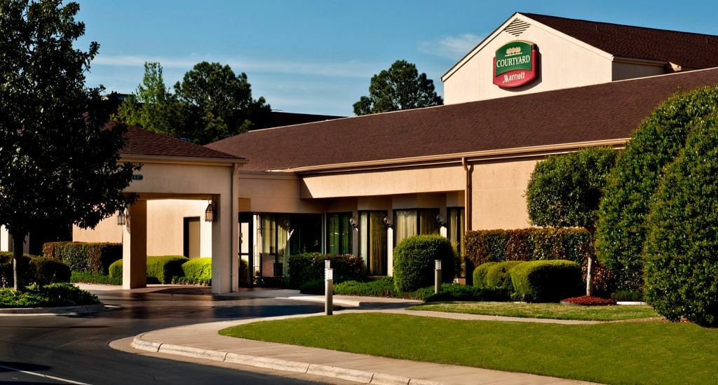 Courtyard By Marriott Fayetteville Zewnętrze zdjęcie